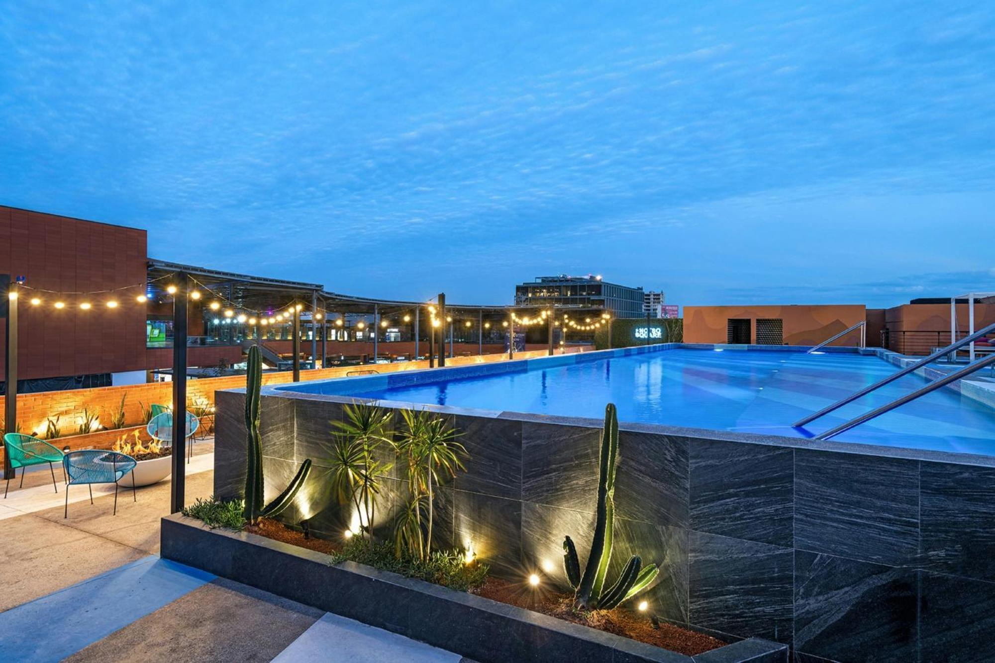 فندق Aloft Guadalajara Sur Santa Anita  المظهر الخارجي الصورة