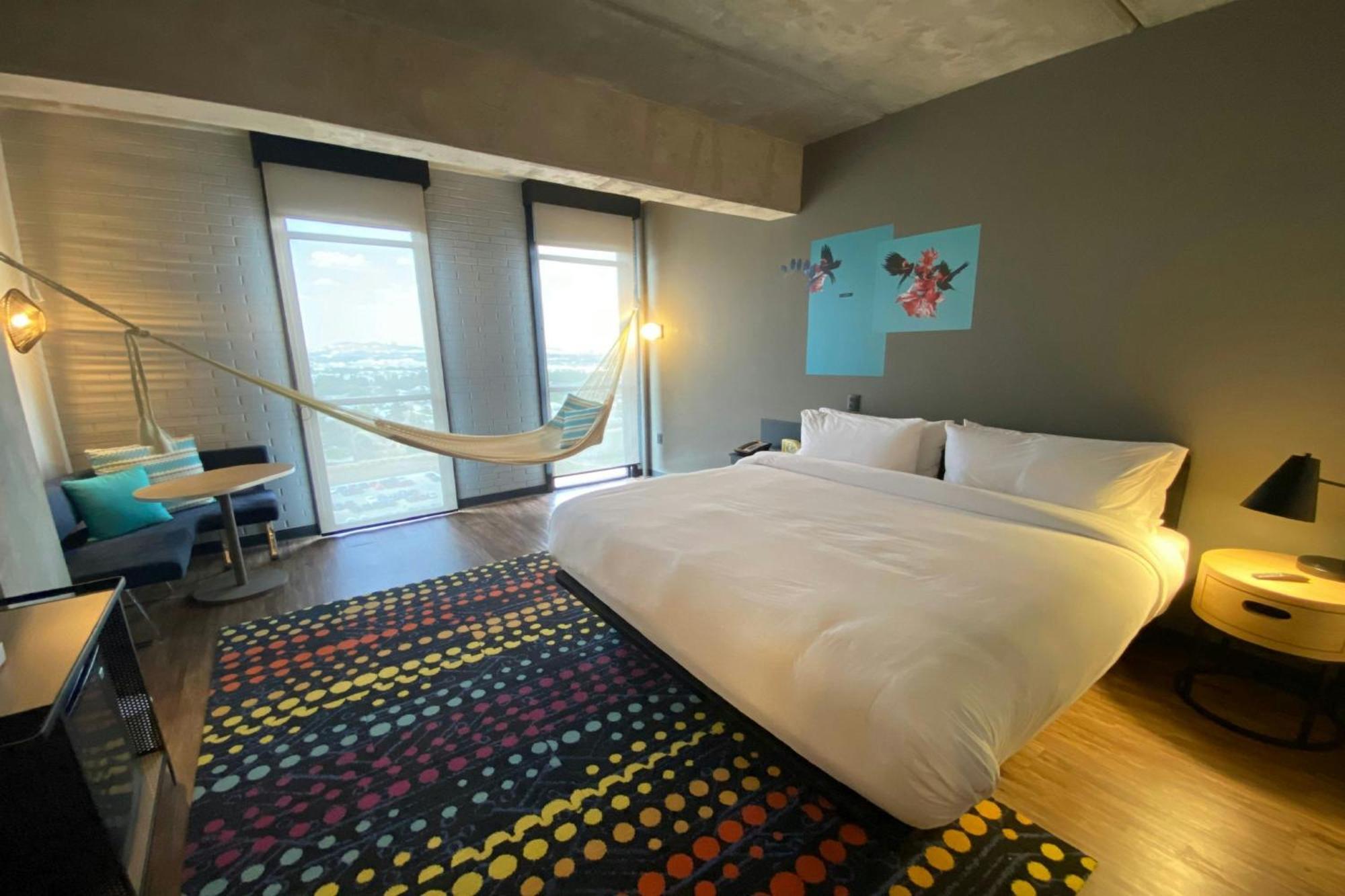 فندق Aloft Guadalajara Sur Santa Anita  المظهر الخارجي الصورة
