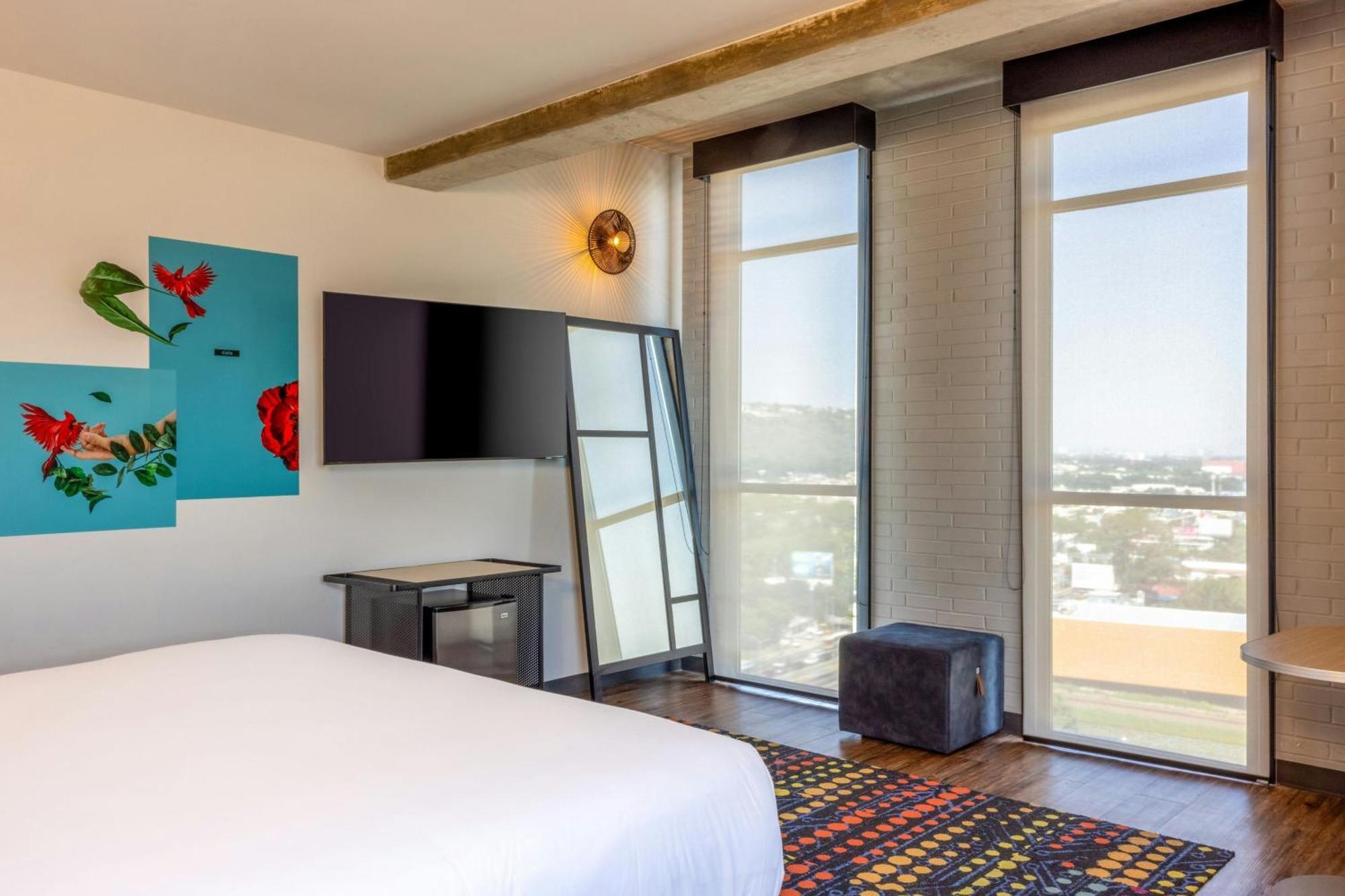 فندق Aloft Guadalajara Sur Santa Anita  المظهر الخارجي الصورة