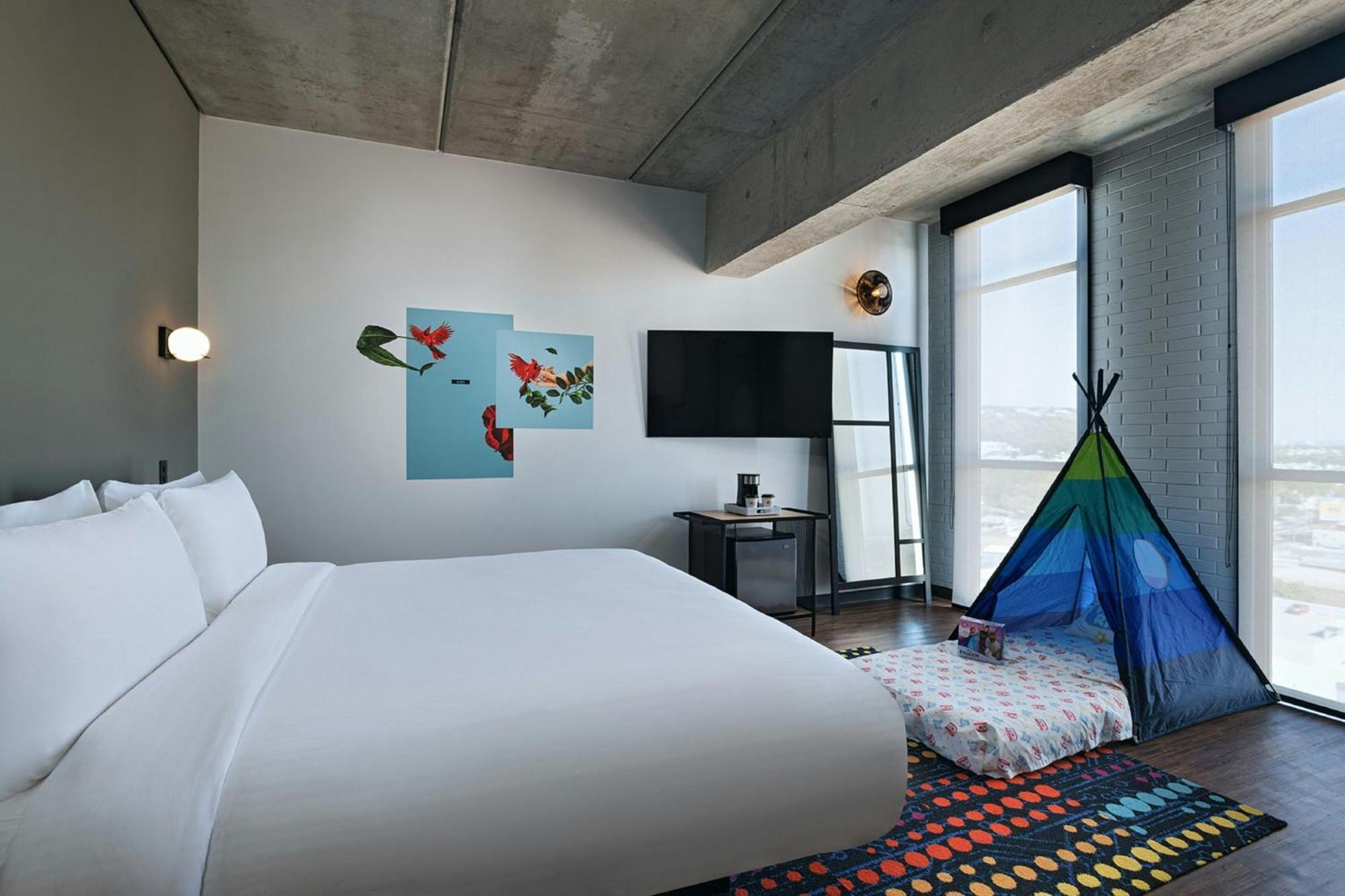 فندق Aloft Guadalajara Sur Santa Anita  المظهر الخارجي الصورة
